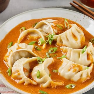 Jhol Momo (chicken)